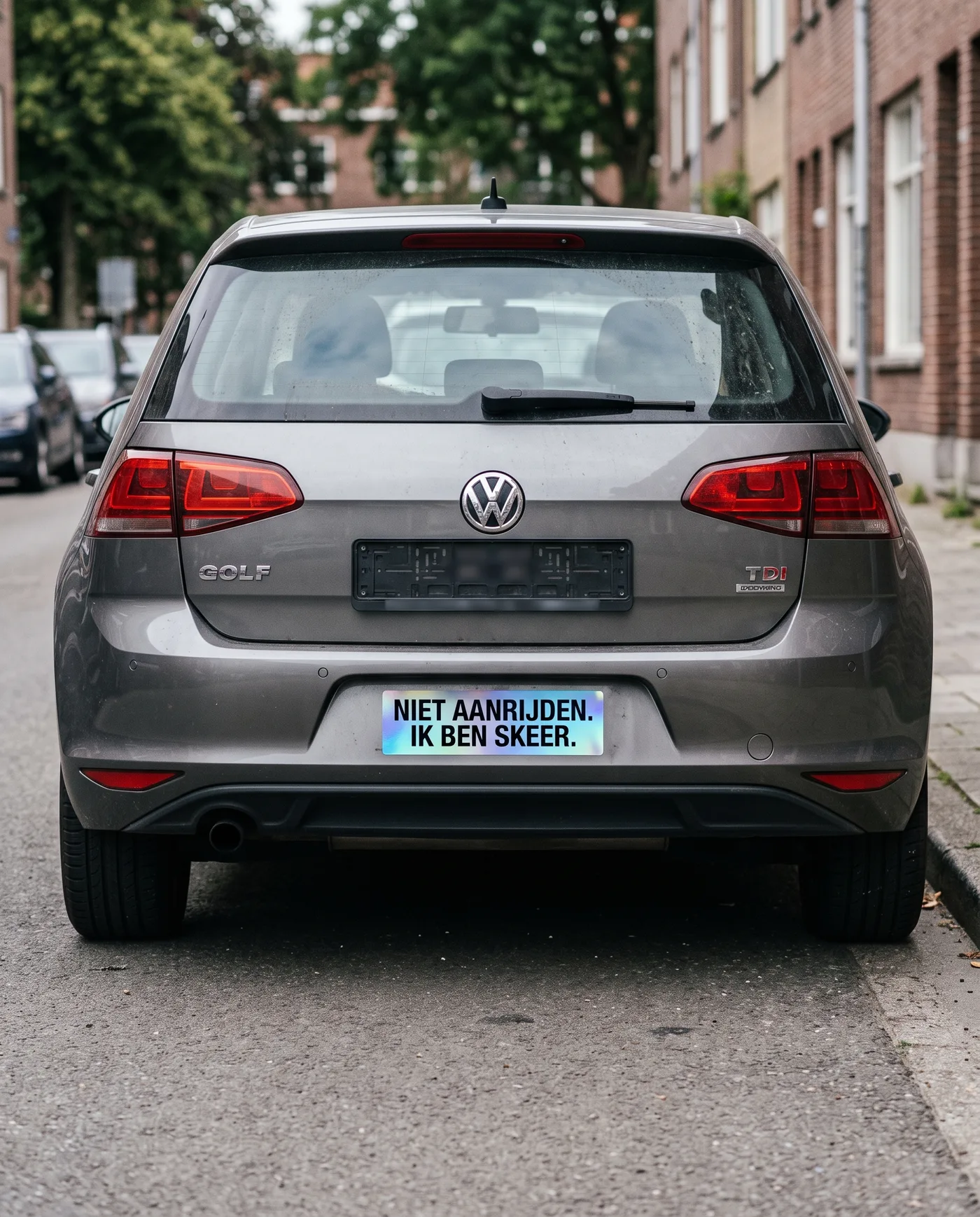 Niet aanrijden. Ik ben skeer., geplakt